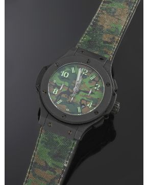 1296-SOFISTICADO RELOJ HUBLOT MODELO BIG BANG CAMUFLAGE. RESERVA DE MARCHA 42 HORAS. EDICION LIMITADA Nº 155/250. MAQUINARIA VISTA POR DETRÁS. GRAN CAJ