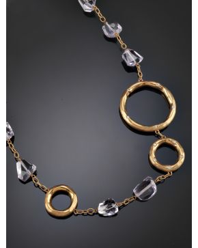 778-MODERNA GARGANTILLA ITALIANA FIRMADA  CALGARO con detalles de piedras semirepciosas y aros con brillantes. Montura de oro rosa mate de 18k.