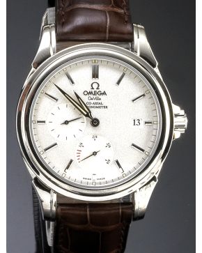 1058-ELEGANTE RELOJ DE PULSERA OMEGA DEVILLE. CAJA EN ACERO Nº 040/100. MOVIMIENTO AUTOMÁTICO. Esfera gris con numeración a trazos aplicados en acero al 