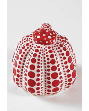 154-YAYOI KUSAMA (Matsumoto. Prefectura de Nagano. Japón 1929) 