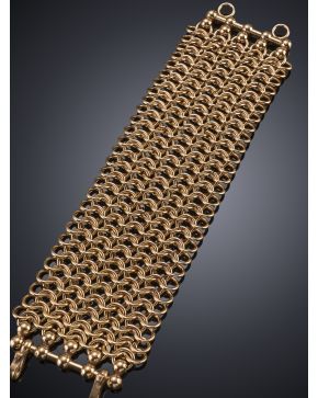 210-MODERNO BRAZALETE DE ESLABONES ENTRELAZADOS sobre una montura laminada en oro rosa de 14 k.