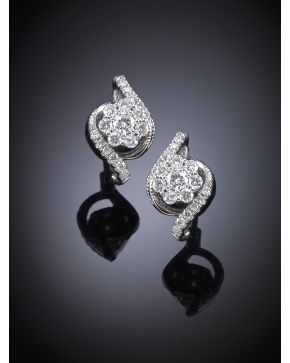 492-PENDIENTES DE BRILLANTES. Peso brillantes 0.43 ct.