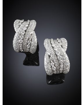 676-PENDIENTES CORTOS DE BRILLANTES. CALIDAD EXTRA 3.50 ct