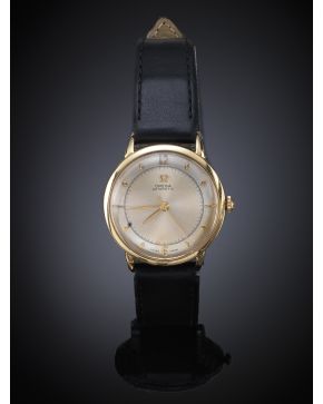 810-OMEGA  RELOJ DE PULSERA PARA CABALLERO AÑOS 50. Caja en oro amarillo de 14k firmada y numerada.  Esfera argenté con numeración a trazos aplicadas. s