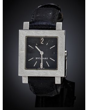 779-BULGARI. MODELO QUADRATTO RELOJ DE CORREA PARA SEÑORA. Ref. D238 SQ 29 SLD. CAJA EN ACERO. MOVIMIENTO SUIZO DE CUARZO. Esfera negra con numeración a