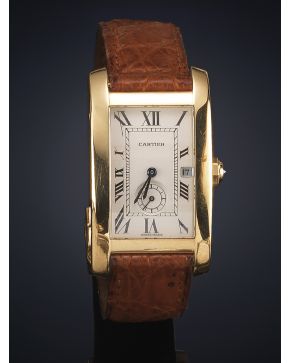 850-CARTIER TANK AMERICAN QUARTZ Nº 811905. RELOJ DE PULSERA PARA SEÑORA. CAJA EN ORO AMARILLO DE 18K. MOVIMIENTO SUIZO DE CUARZO. Esfera crema con numera