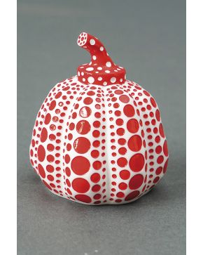 146-YAYOI KUSAMA (Matsumoto. Prefectura de Nagano. Japón 1929) 