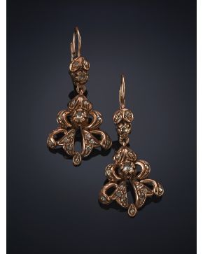 337-PENDIENTES ANTIGUOS DE DIAMANTES TALLA ROSA. Montura de oro rosa de 9k. 