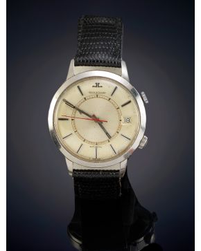 725-JAEGER-LECOULTRE MODELO "JUMBO MEMOVOX", AÑOS 60. RELOJ DE PULSERA CON CAJA EN ACERO DE 37MM DE DIÁMETRO. MOVIMIENTO AUTOMÁTICO CON FUNCIÓN DE ALARMA. Esfera con numeración a trazos aplicados en acero al igual que las agujas. Ventana calendario a