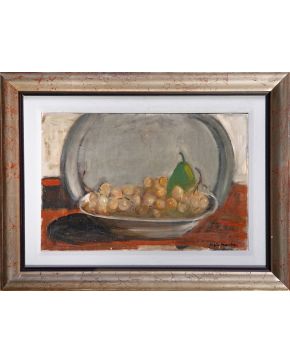 308-SOFÍA MORALES (Cartagena 1917-Madrid  2005) Bodegón con uvas y pera" Óleo sobre lienzo Firmado Medidas: 27 x 41,5 cm."