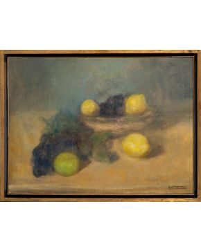 316-JOSÉ MOSQUERA (Madrid 1954) Bodegón con uvas y limones" Óleo sobre lienzo Firmado Medidas: 53,5 x 73 cm."