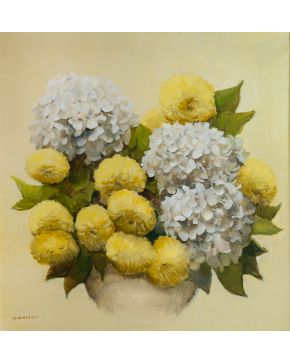 739-CARLOS LAHARRAGUE RODRIGUEZ-BAUZA (1936-2018) Bodegón con hortensias y crisantemos" Óleo sobre tabla Medidas: 110 x 104 cm. Firmado: "Laharrague"