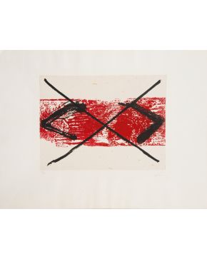 247-ANTONI TÀPIES (Barcelona 1923- 2012) Bande Rouge". 1984 Aguafuerte sobre papel Arches Firmado a lápiz  Numerado 12/50  Editado por la galería Lelo