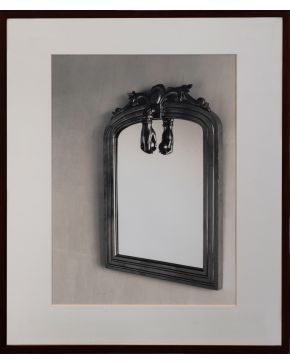 113-CHEMA MADOZ (Madrid 1958) Sin título". 1998 Fotografía sobre papel Edición de 15 ejemplares Medidas: 45 x 33 cm. (fotografía), 62 x 52 x 3 cm. (co