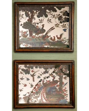 70-ESCUELA CHINA, PRIMERA MITAD S. XIX. Lote de dos pinturas bajo vidrio para la exportación de a