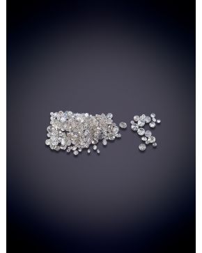 774-LOTE DE DIAMANTES SIN MONTAR TALLA 8/8 Peso total de diamantes: 3 ct aprox