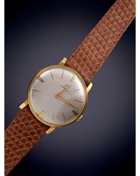 990-OMEGA"" RELOJ DE PULSERA ANTIGUO. CAJA EN ORO AMARILLO DE 18K. MOVIMIENTO MECÁNICO MANUAL. Esfera gris con nuemración a trazos aplicados 